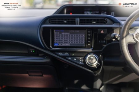 2015 Toyota Aqua - photo 15