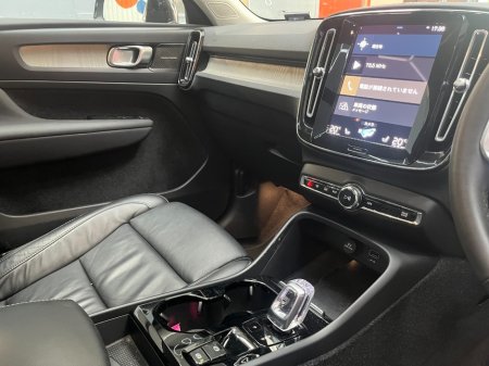2022 Volvo XC40 - photo 14