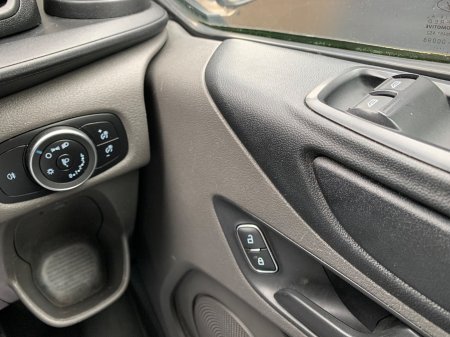 2022 Ford Transit Custom - photo 22