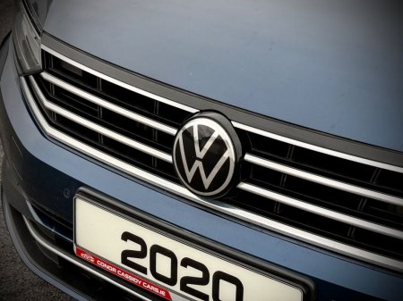 2020 Volkswagen Passat - photo 14
