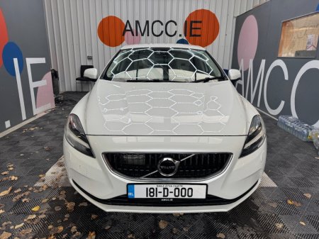 2018 Volvo V40 - photo 2