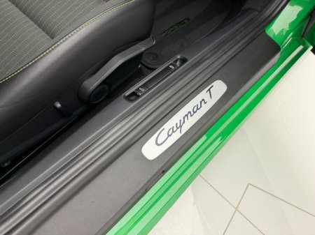 2024 Porsche Cayman - photo 28
