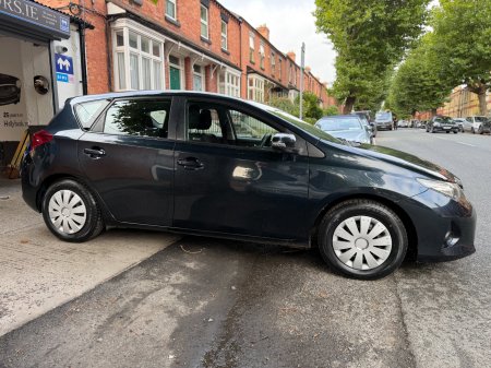 2013 Toyota Auris - photo 16