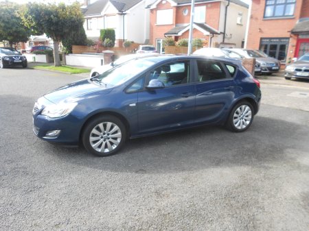 2011 Opel Astra - photo 5