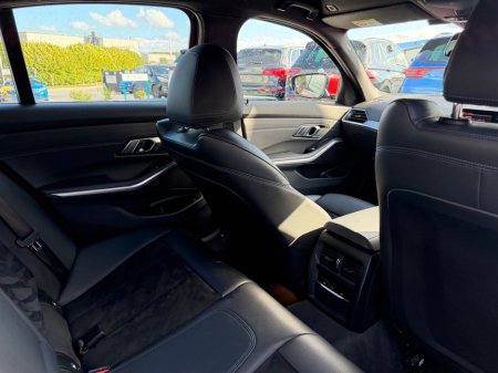 2021 BMW 3-Series - photo 37