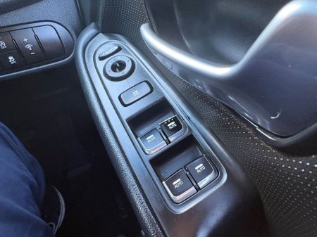 2016 Kia Carens - photo 8