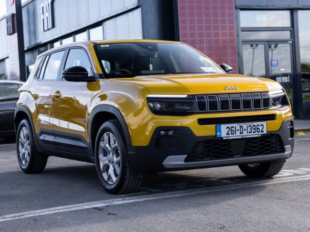 2026 Jeep Avenger ALTITUDE 1.2 E-HYBRID
