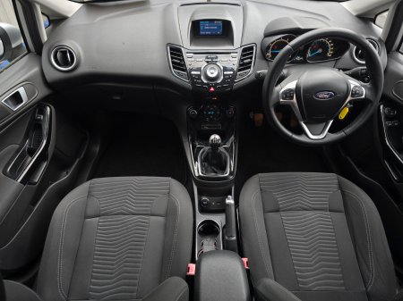 2015 Ford Fiesta - photo 13
