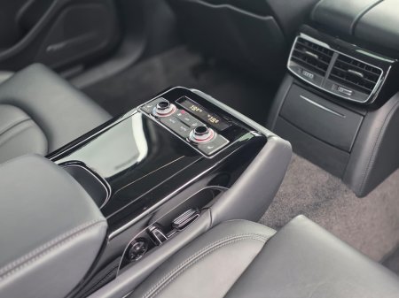 2017 Audi A8 - photo 24