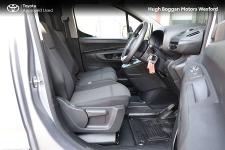 2024 Toyota Proace City - photo 7
