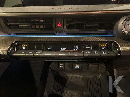 2024 Toyota Prius - photo 18