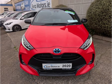 2020 Toyota Yaris - photo 2