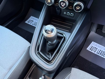 2024 Renault Clio - photo 24