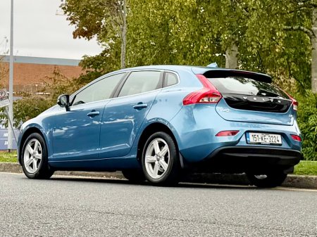 2015 Volvo V40 - photo 5