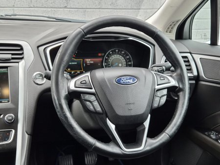2015 Ford Mondeo - photo 12