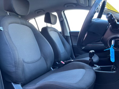 2013 Hyundai i20 - photo 11