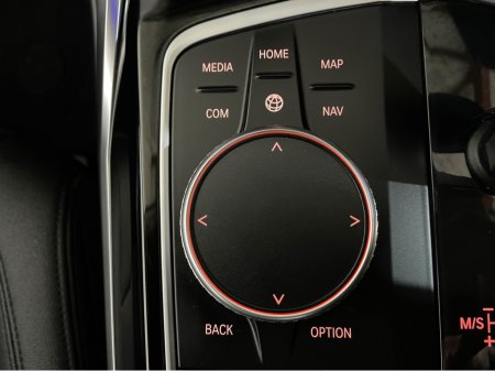 2021 BMW 3-Series - photo 22