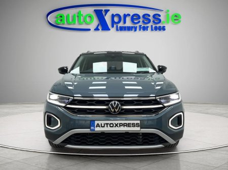 2023 Volkswagen T-Roc - photo 3