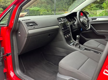 2019 Volkswagen Golf - photo 8