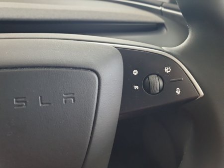 2025 Tesla Model 3 - photo 37