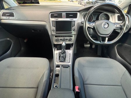 2016 Volkswagen Golf - photo 2