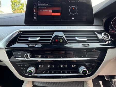 2020 BMW 5-Series - photo 26
