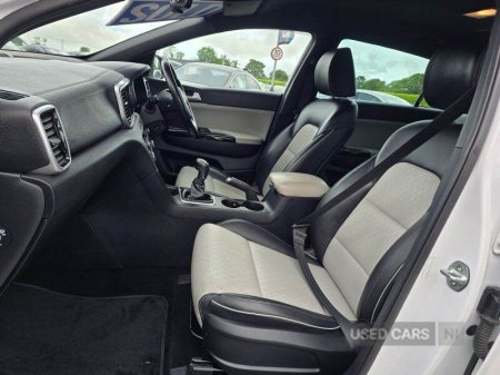 2021 Kia Sportage - photo 7