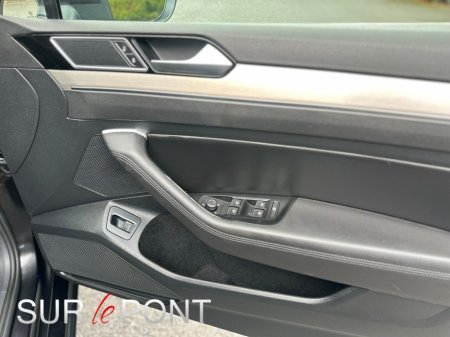 2018 Volkswagen Passat - photo 25