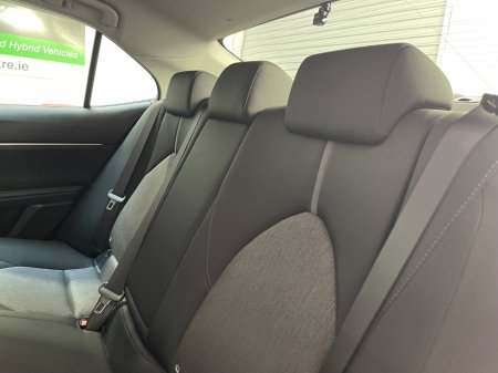 2021 Toyota Camry - photo 7
