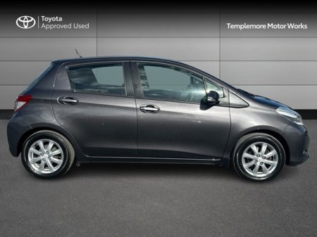 2014 Toyota Yaris - photo 3