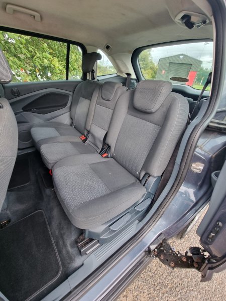 2014 Ford Grand C-Max - photo 19