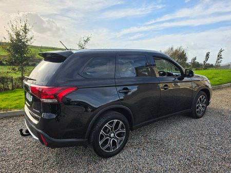 2015 Mitsubishi Outlander - photo 3