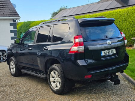 2016 Toyota Land Cruiser - photo 5