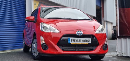 2016 Toyota Aqua - photo 2