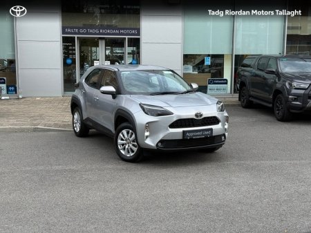 2024 Toyota Yaris Cross HEV LUNA