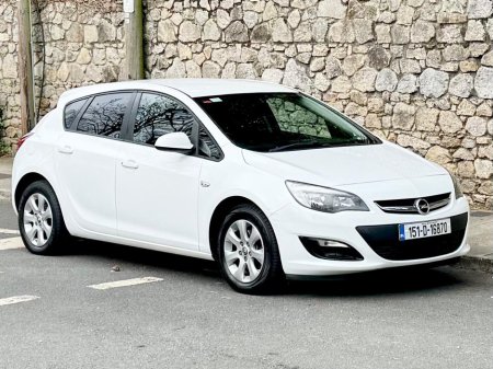 2015 Opel Astra - photo 2
