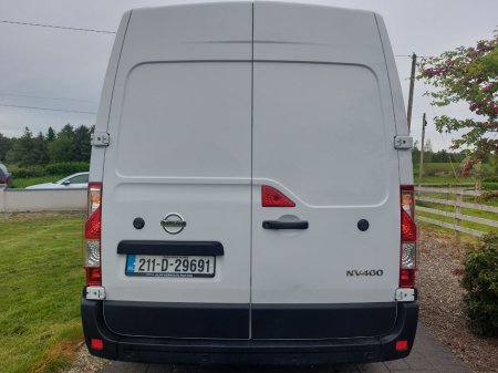 2021 Nissan NV400 - photo 5