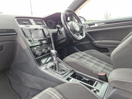 2013 Volkswagen Golf - photo 18