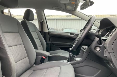 2015 Volkswagen Golf SV - photo 17