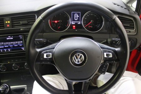 2019 Volkswagen Golf - photo 17