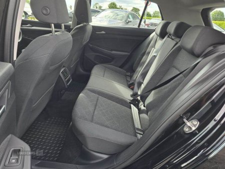 2023 Volkswagen Golf - photo 8