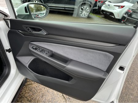 2021 Volkswagen Golf - photo 12