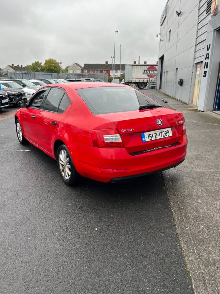 2015 Skoda Octavia - photo 2