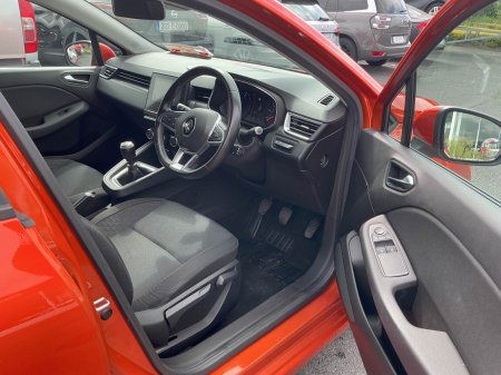 2020 Renault Clio - photo 12