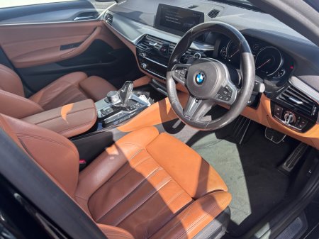 2018 BMW 5-Series - photo 7