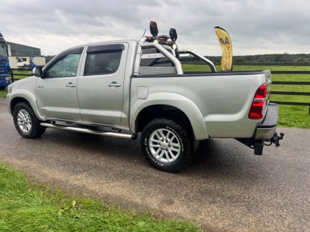 2012 Toyota Hilux - photo 23