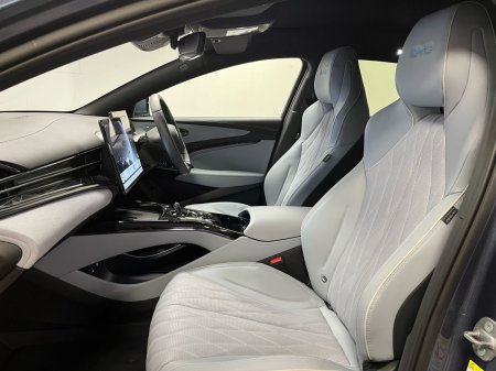 2025 BYD SEAL - photo 14