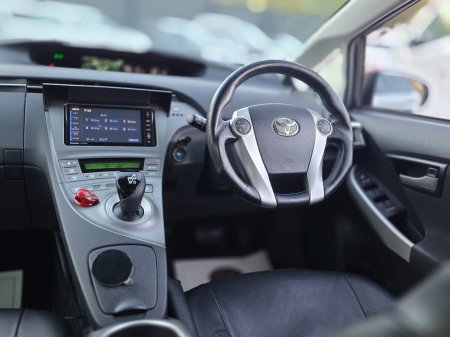 2015 Toyota Prius - photo 14
