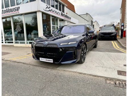 2023 BMW 7-Series - photo 2