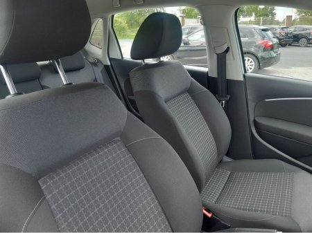 2016 Volkswagen Polo - photo 25